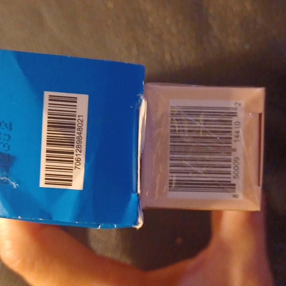 4 PC skincare collection: Glamglow, Glow Recipe, Dr Botanicals, Grace & Stella - Picture 7 of 7